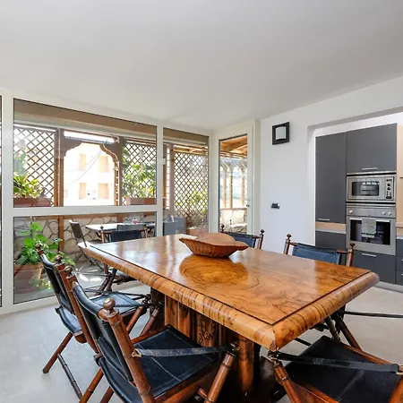 Amazing Penthouse With Terrace By Caracalla Διαμέρισμα *