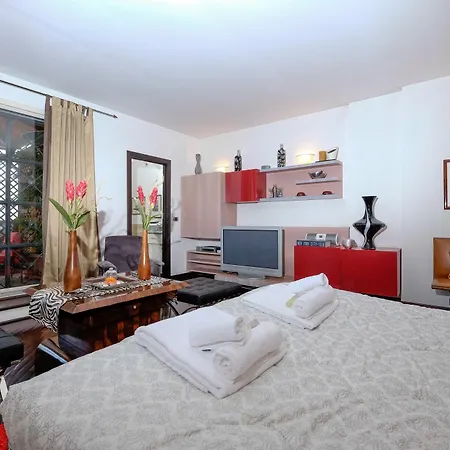 Διαμέρισμα Amazing Penthouse With Terrace By Caracalla