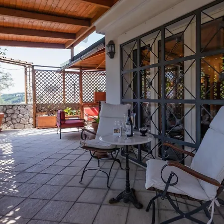 Amazing Penthouse With Terrace By Caracalla Διαμέρισμα *