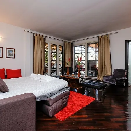 Amazing Penthouse With Terrace By Caracalla