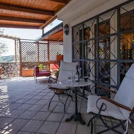 Amazing Penthouse With Terrace By Caracalla Apartmán